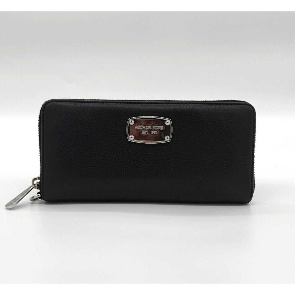 Michael Kors Jet Set Large Travel Continental Black Pebbled Leather Zip Wallet